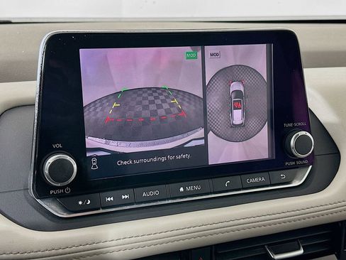 Certified 2021 Nissan Rogue SV image 18