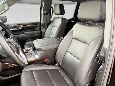 Used 2024 GMC Sierra 1500 Elevation w/ Elevation Premium Package AWD/4WD image 21