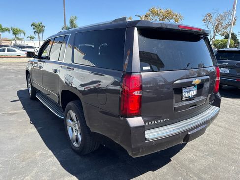 Used 2017 Chevrolet Suburban Premier RWD image 15