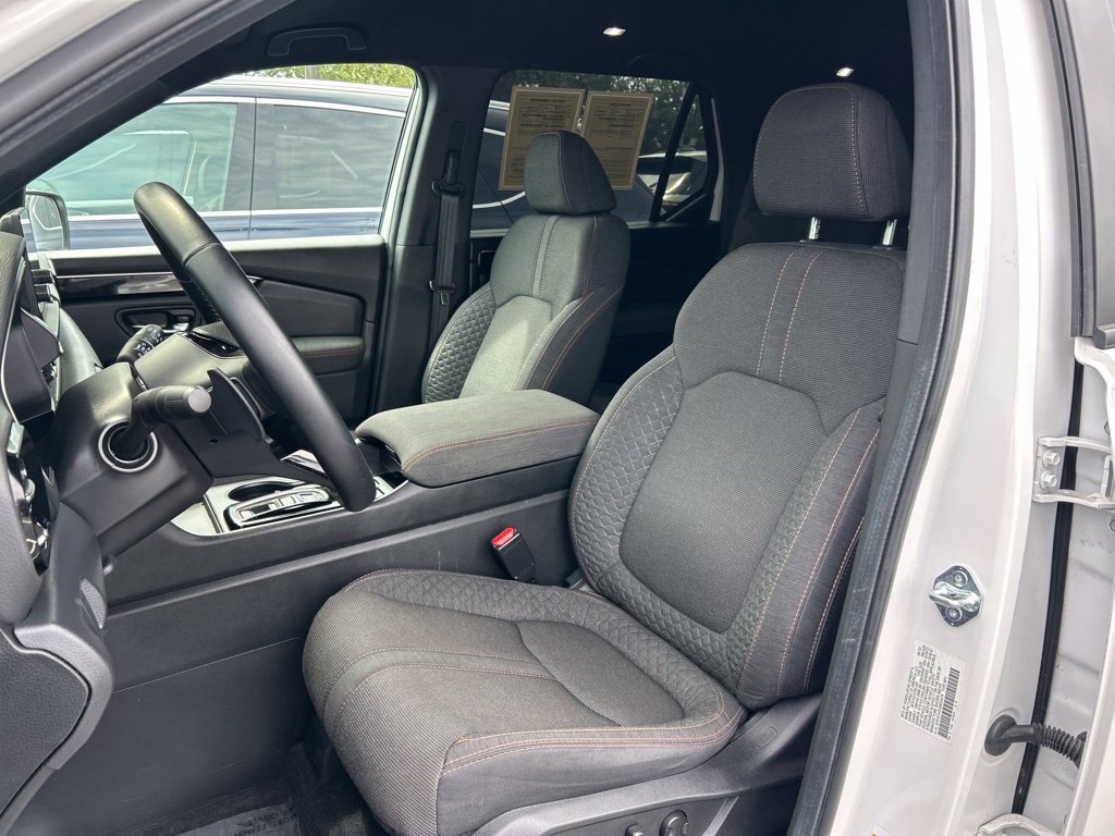 Used 2025 Honda Pilot Sport image 20