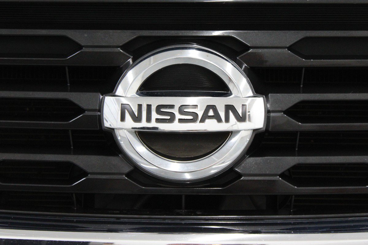 Used 2020 Nissan Pathfinder S FWD image 28