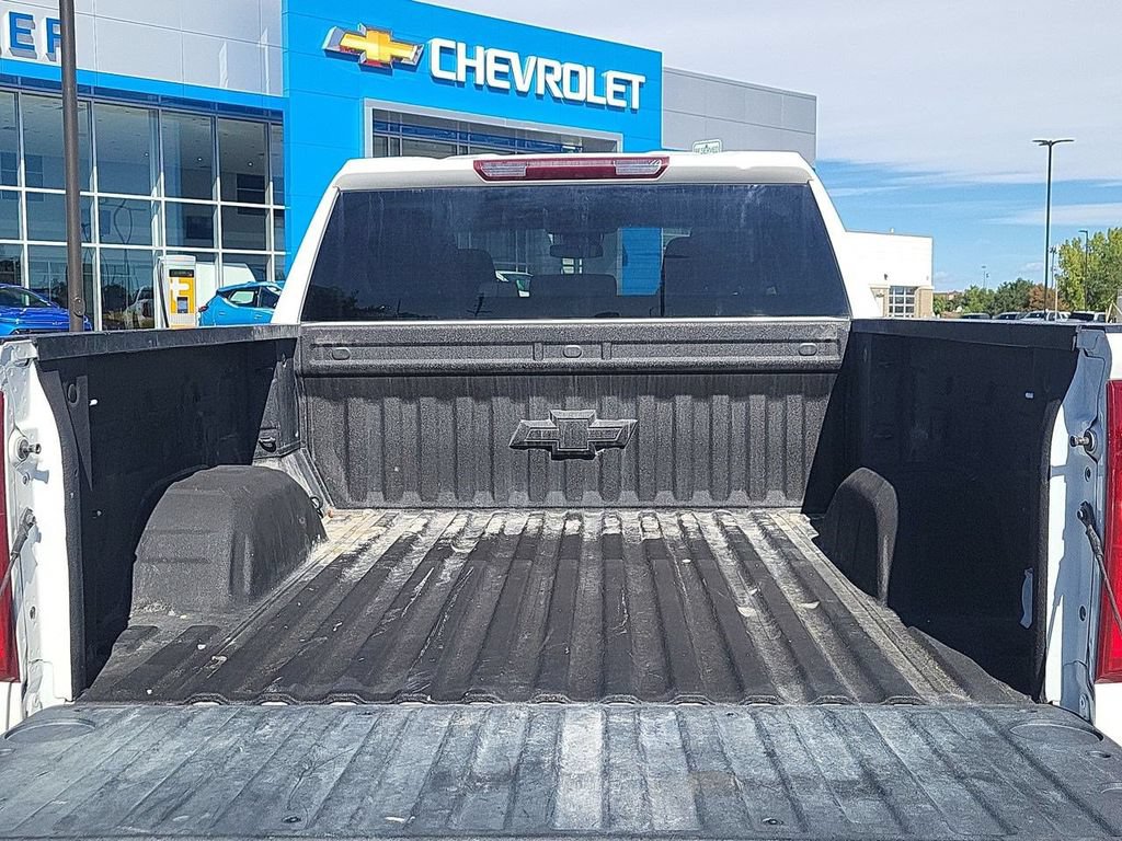 Used 2022 Chevrolet Silverado 1500 RST AWD/4WD image 32
