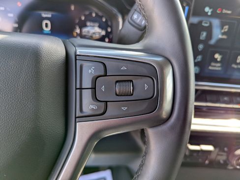 Used 2025 Chevrolet Silverado 1500 LT image 17