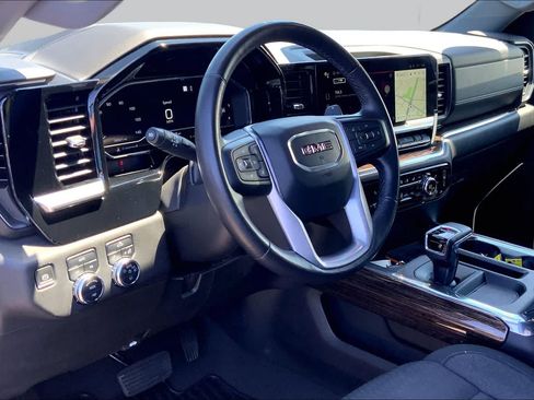 Used 2023 GMC Sierra 1500 Elevation AWD/4WD image 17