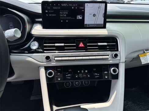 New 2025 Genesis G70 2.5T image 29