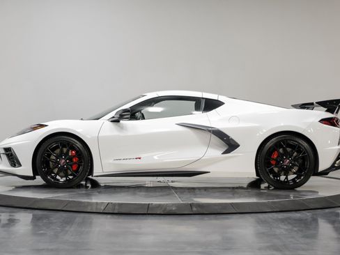 Used 2023 Chevrolet Corvette Stingray Convertible w/1LT w/ Z51 Performance Package image 23