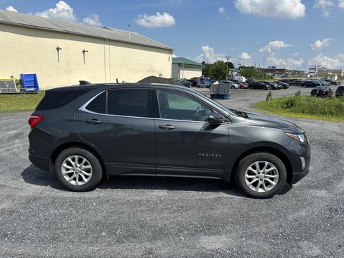 Used 2018 Chevrolet Equinox LT w/ LPO, Cargo Package AWD/4WD image 9