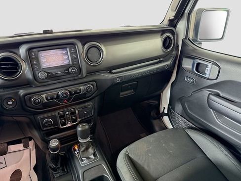 Used 2021 Jeep Wrangler Unlimited Sport AWD/4WD image 21