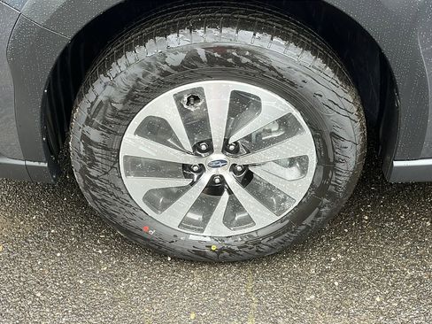 New 2025 Subaru Outback Premium image 5