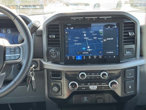 Used 2024 Ford F150 XLT w/ FX4 Off-Road Package image 36