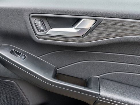 New 2026 Ford Escape Platinum w/ Premium Technology Package image 23