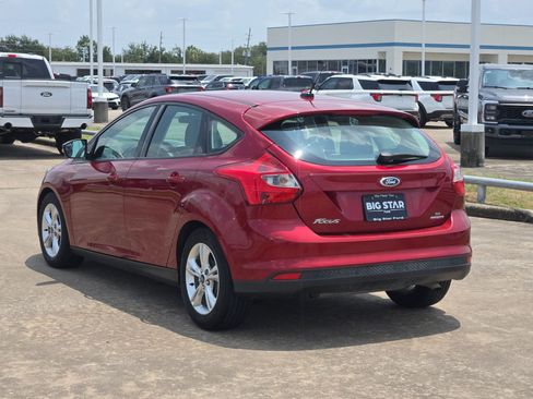 Used 2014 Ford Focus SE FWD image 6