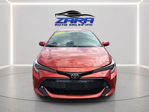 Used 2019 Toyota Corolla SE FWD image 2