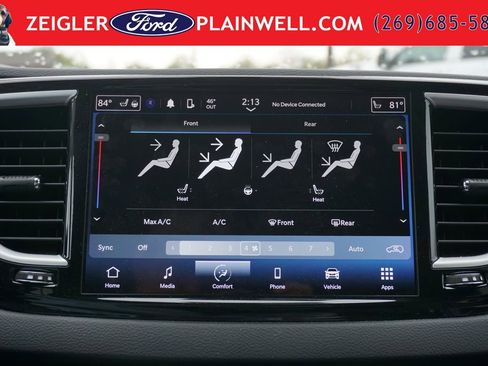 Used 2023 Chrysler Pacifica Touring-L FWD image 23