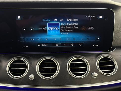 Used 2022 Mercedes-Benz E 350 Sedan w/ AMG Line Exterior image 26