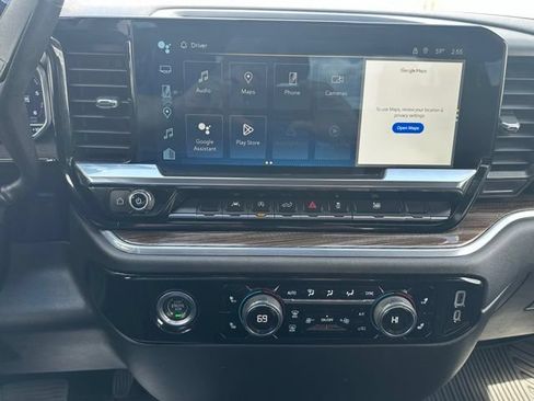 Used 2024 Chevrolet Silverado 1500 LT AWD/4WD image 23