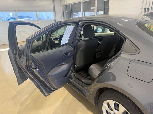 Certified 2024 Toyota Corolla LE AWD/4WD image 17