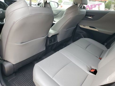 Used 2021 Toyota Venza XLE w/ Softex Package AWD/4WD image 28