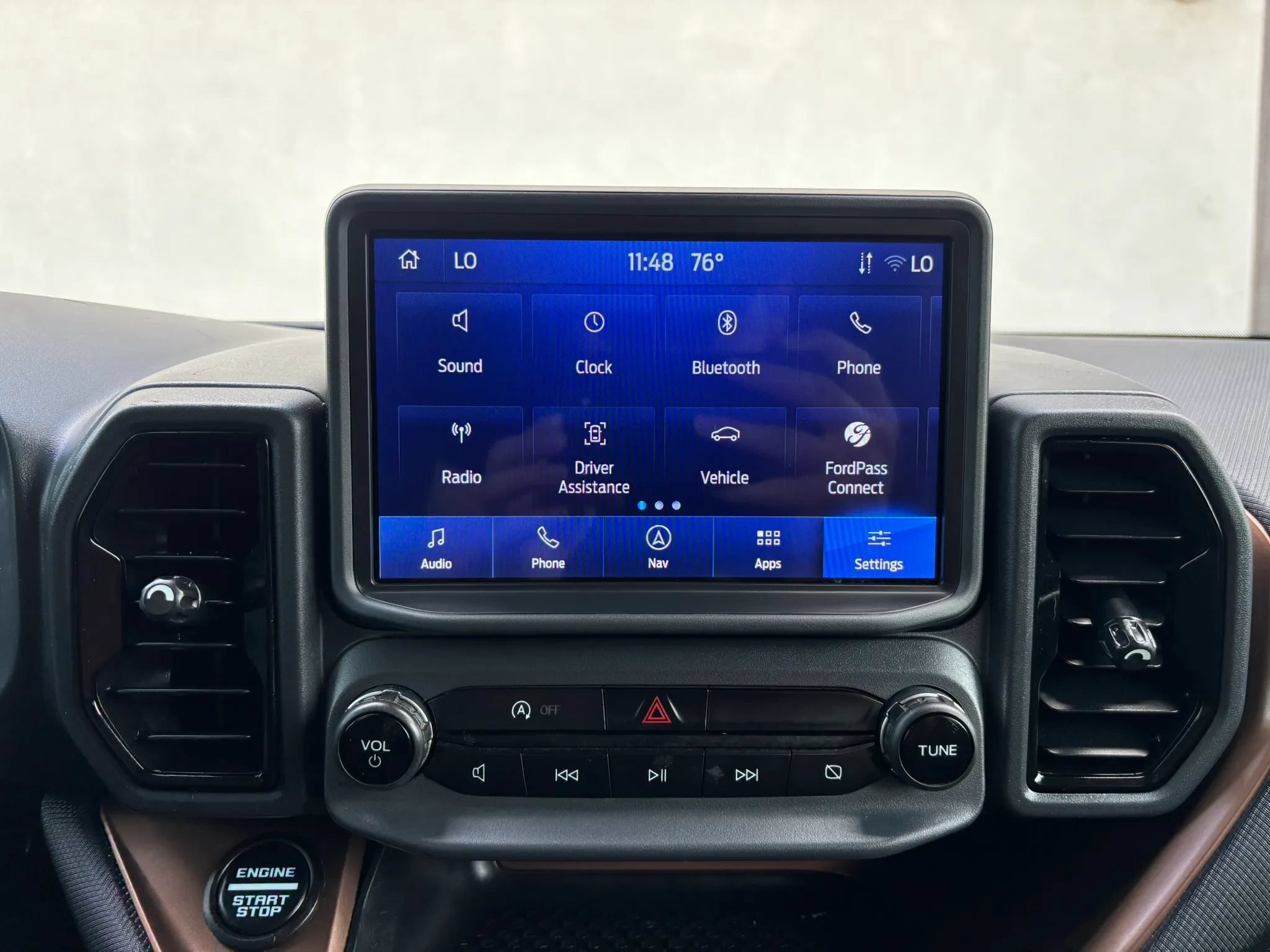 Used 2024 Ford Bronco Sport Outer Banks w/ Tech Package AWD/4WD image 34