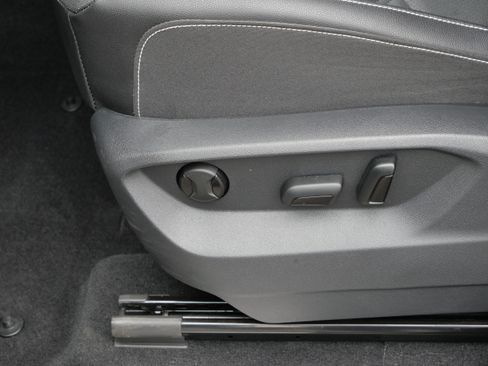 Certified 2026 Volkswagen Atlas SE AWD/4WD image 19
