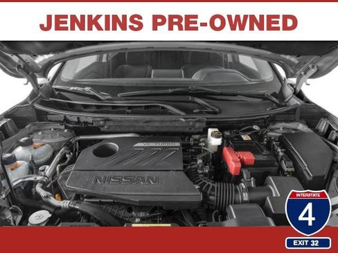 Used 2024 Nissan Rogue SV AWD/4WD image 43