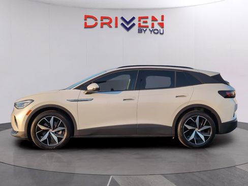 Used 2024 Volkswagen ID.4 Pro S image 2