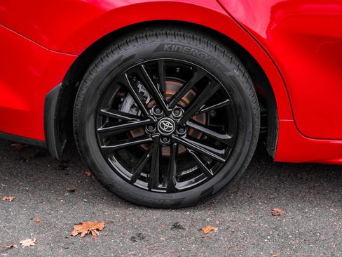 Certified 2025 Toyota Camry SE w/ Convenience Package image 6