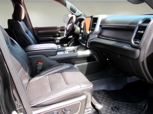 Used 2019 RAM 1500 Limited image 30