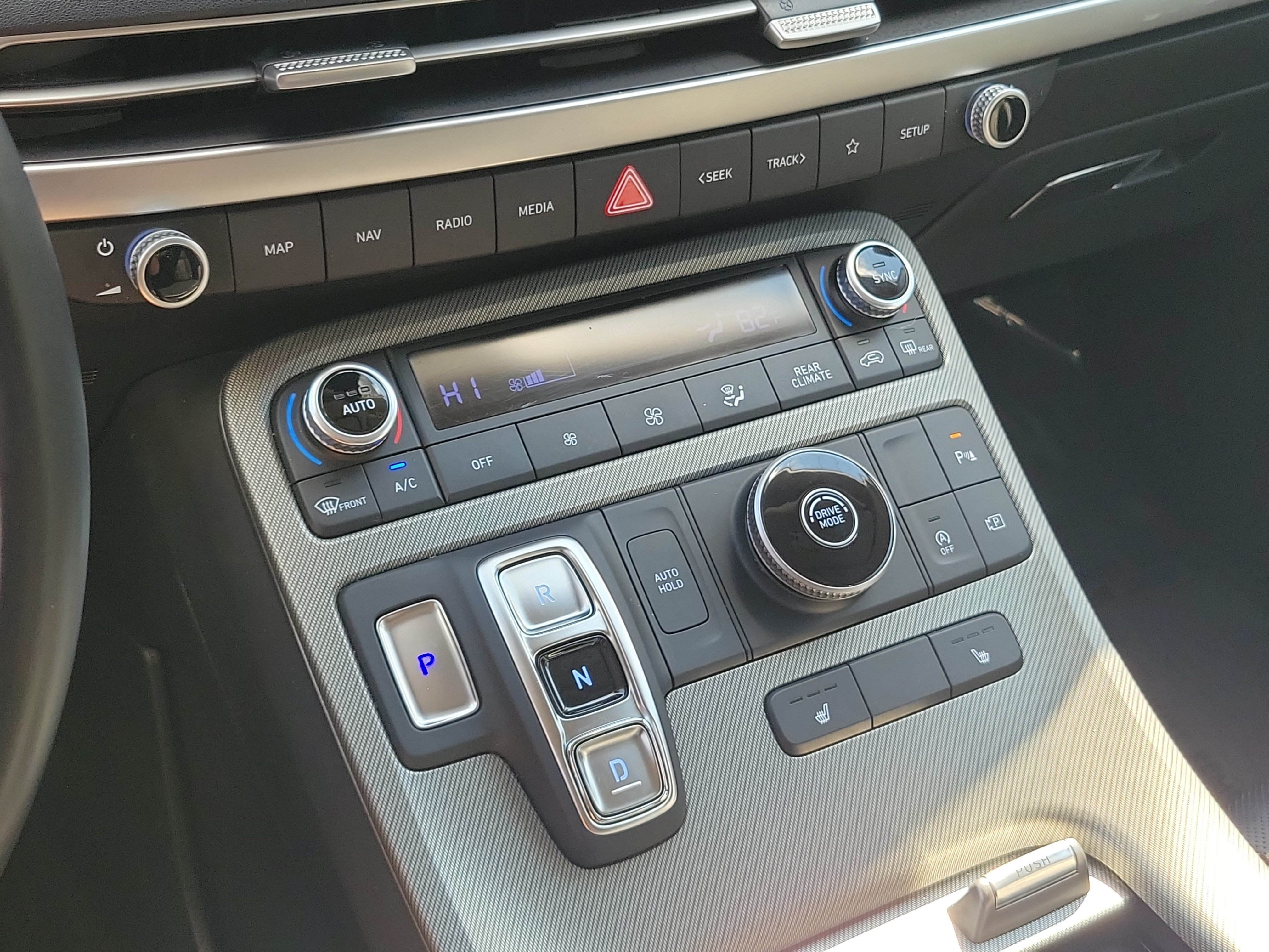 Used 2024 Hyundai Palisade SEL FWD image 30