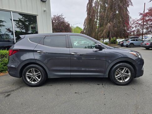 Used 2018 Hyundai Santa Fe Sport FWD image 3