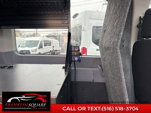 Used 2016 Ford Transit 150 XLT image 39