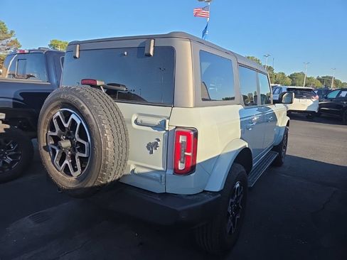 Used 2022 Ford Bronco Outer Banks AWD/4WD image 5