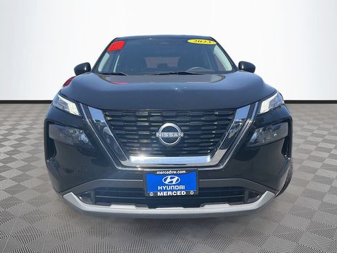 Used 2023 Nissan Rogue S FWD image 2