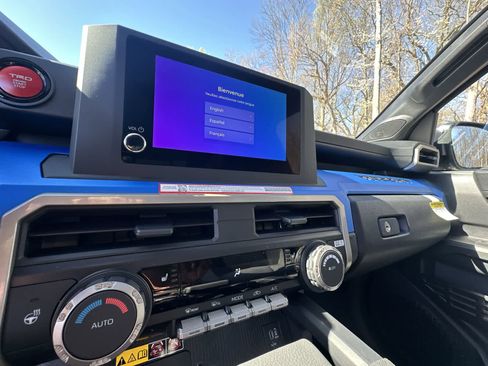 New 2026 Toyota Tacoma TRD Off-Road AWD/4WD image 33