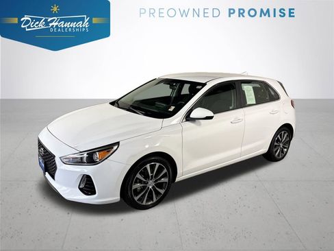 Used 2018 Hyundai Elantra GT image 1