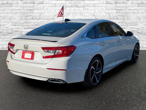 Used 2022 Honda Accord Sport image 6