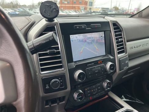 Used 2017 Ford F250 King Ranch w/ King Ranch Ultimate Package image 28