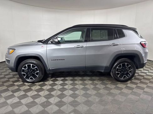 Used 2020 Jeep Compass Trailhawk AWD/4WD image 7