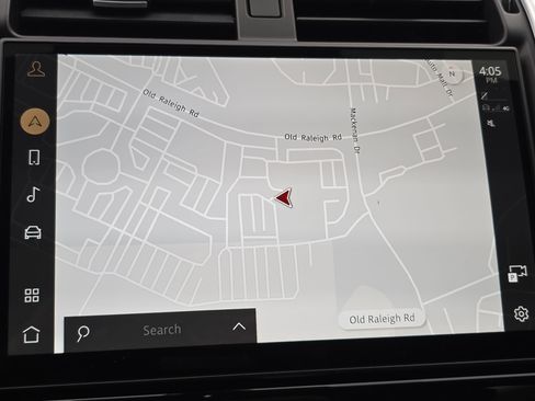 Certified 2025 Land Rover Discovery Dynamic SE image 22