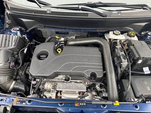 Used 2023 Chevrolet Equinox Premier image 26