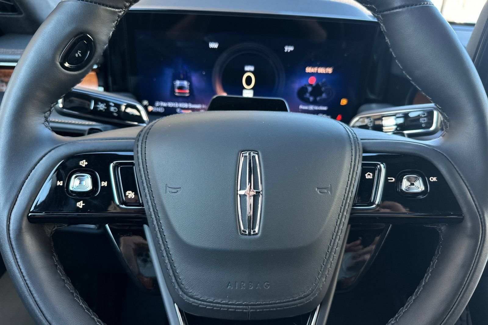 New 2026 Lincoln Aviator Black Label AWD/4WD image 24