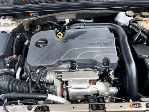 Used 2024 Chevrolet Malibu LT FWD image 31