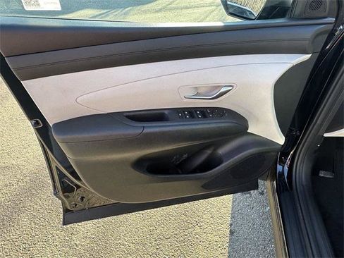 New 2025 Hyundai Tucson SEL image 10