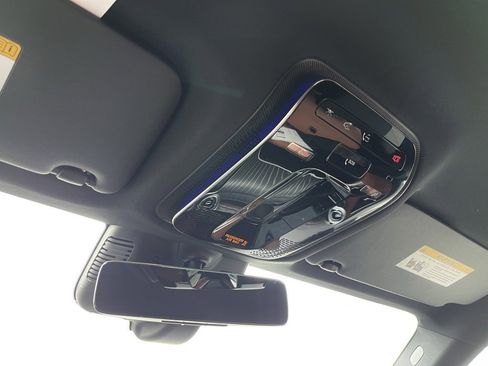 Certified 2025 Mercedes-Benz GLC 300 4MATIC image 23