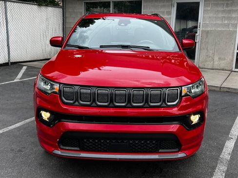 Used 2022 Jeep Compass Limited AWD/4WD image 2