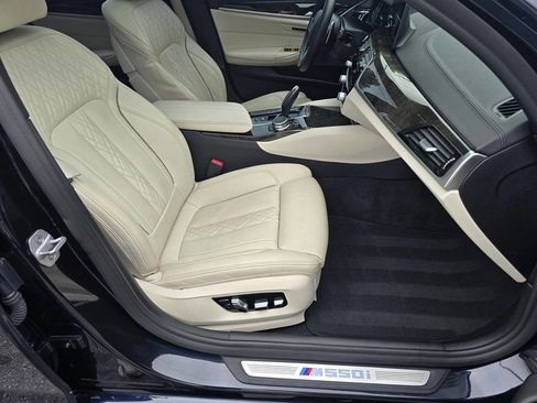 Used 2018 BMW M550i xDrive w/ Driving Assistance Package AWD/4WD image 20