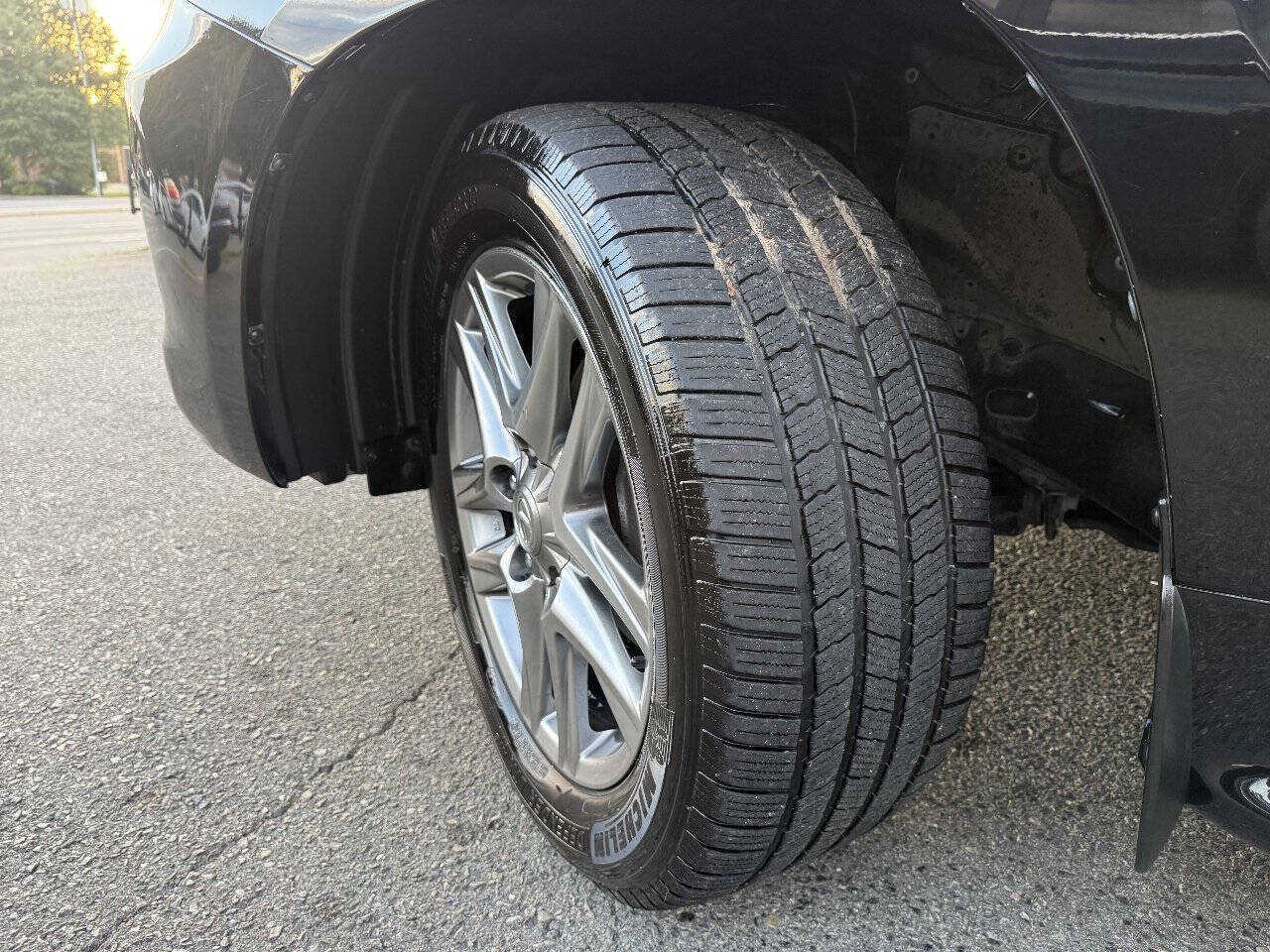 Used 2014 Lexus LX 570 4WD image 30