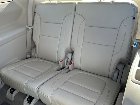 Used 2023 GMC Acadia Denali w/ Denali Ultimate Package image 20