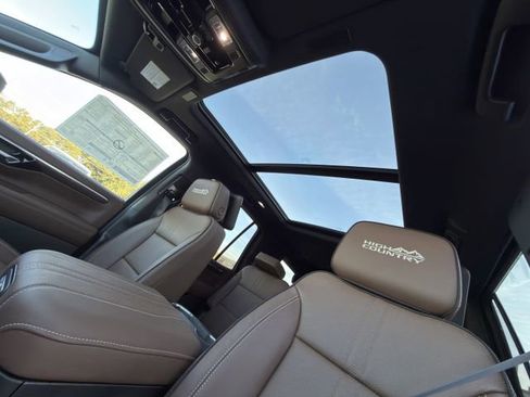 New 2026 Chevrolet Tahoe High Country image 19