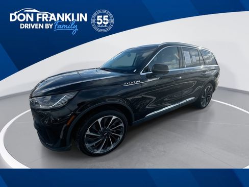 Used 2025 Lincoln Aviator Reserve AWD/4WD image 1